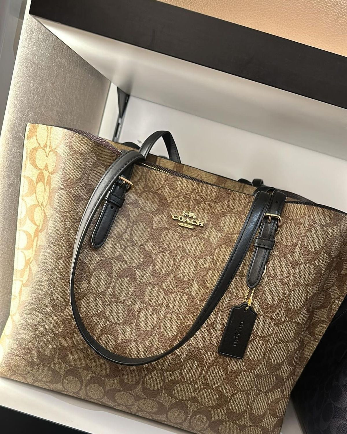 Coach tote