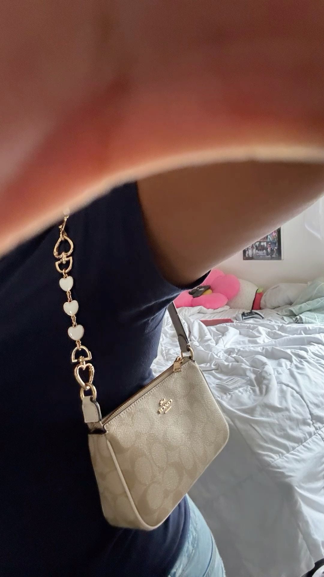 White Heart bag extender