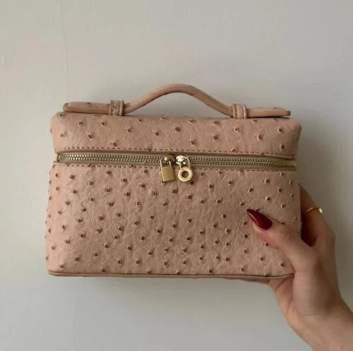 Extra Pocket L19
Ostrich Leather