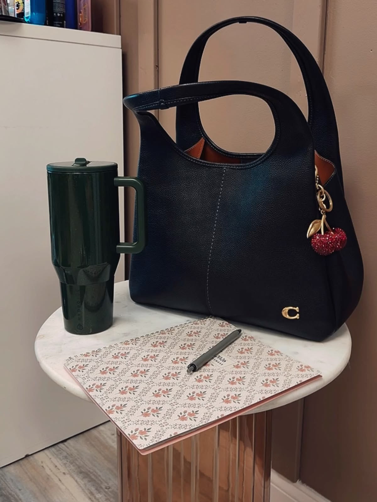 Coach Lana Shoulder Bag 23