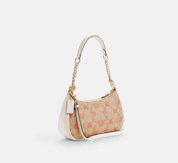 Coach Teri Shoulder Bag 💗