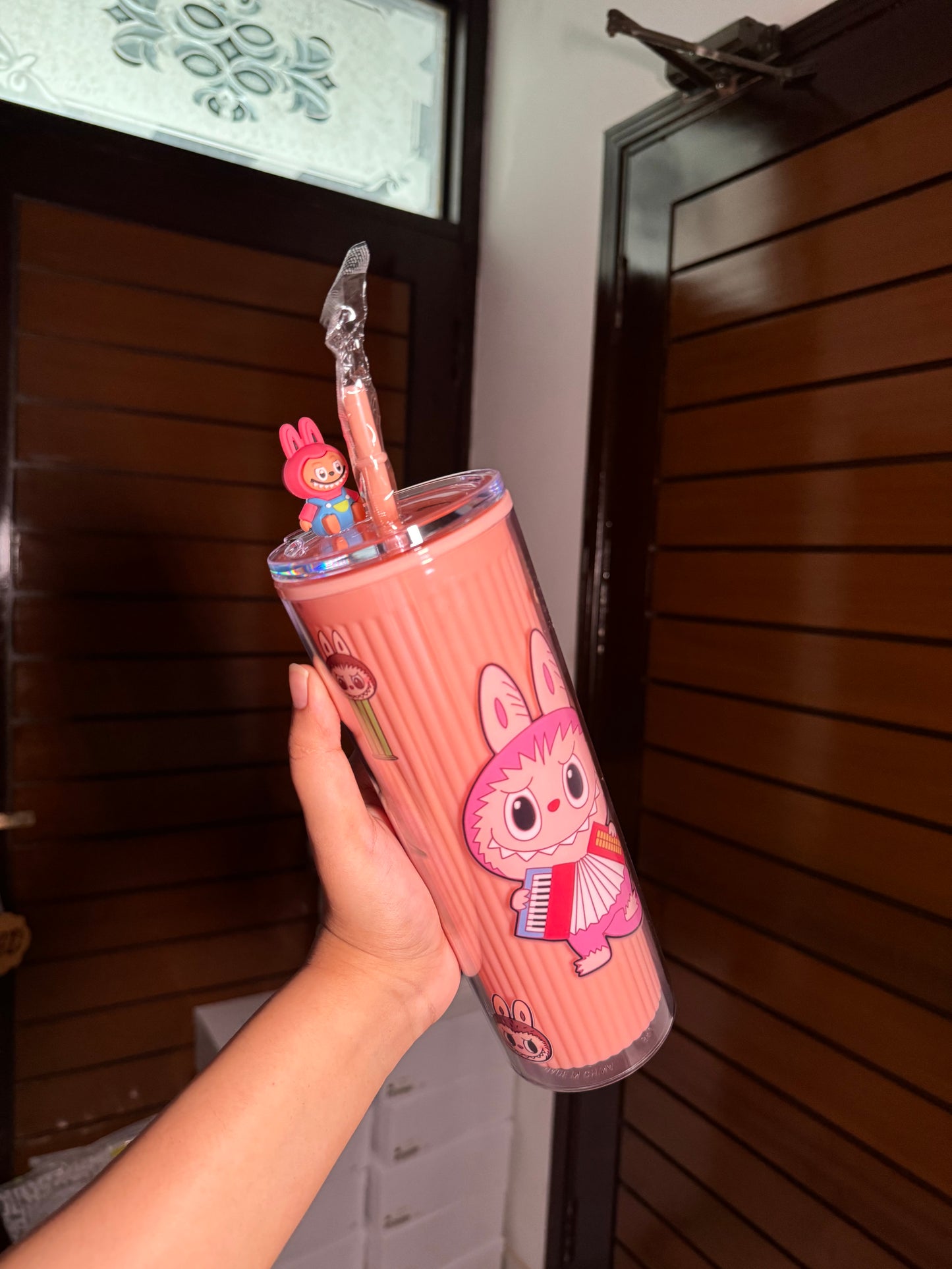 Labubu sipper peach