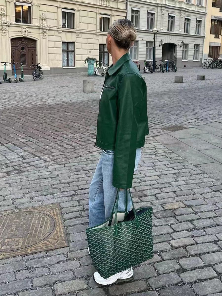 Goyard medium tote green