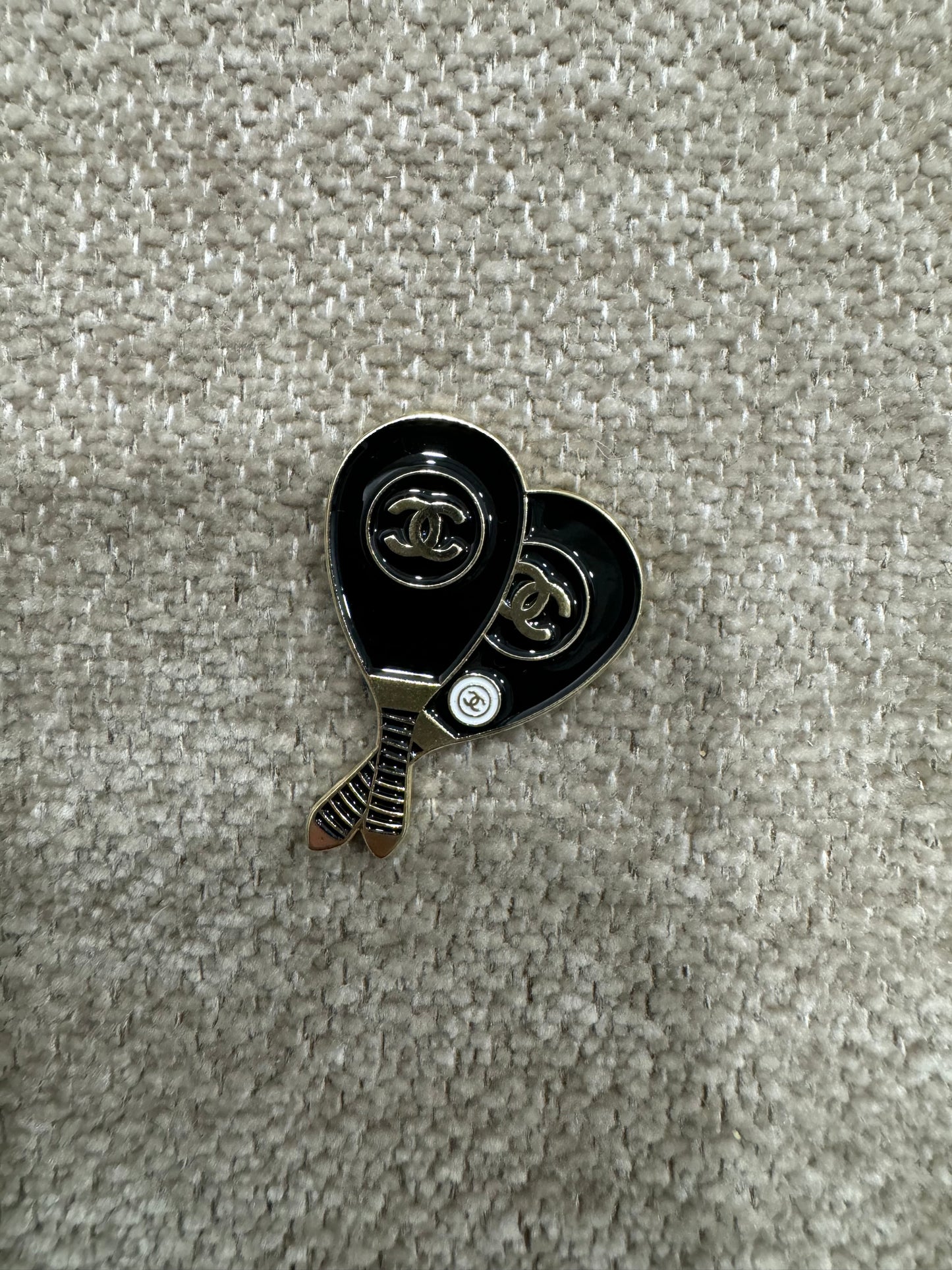 Chanel paddle