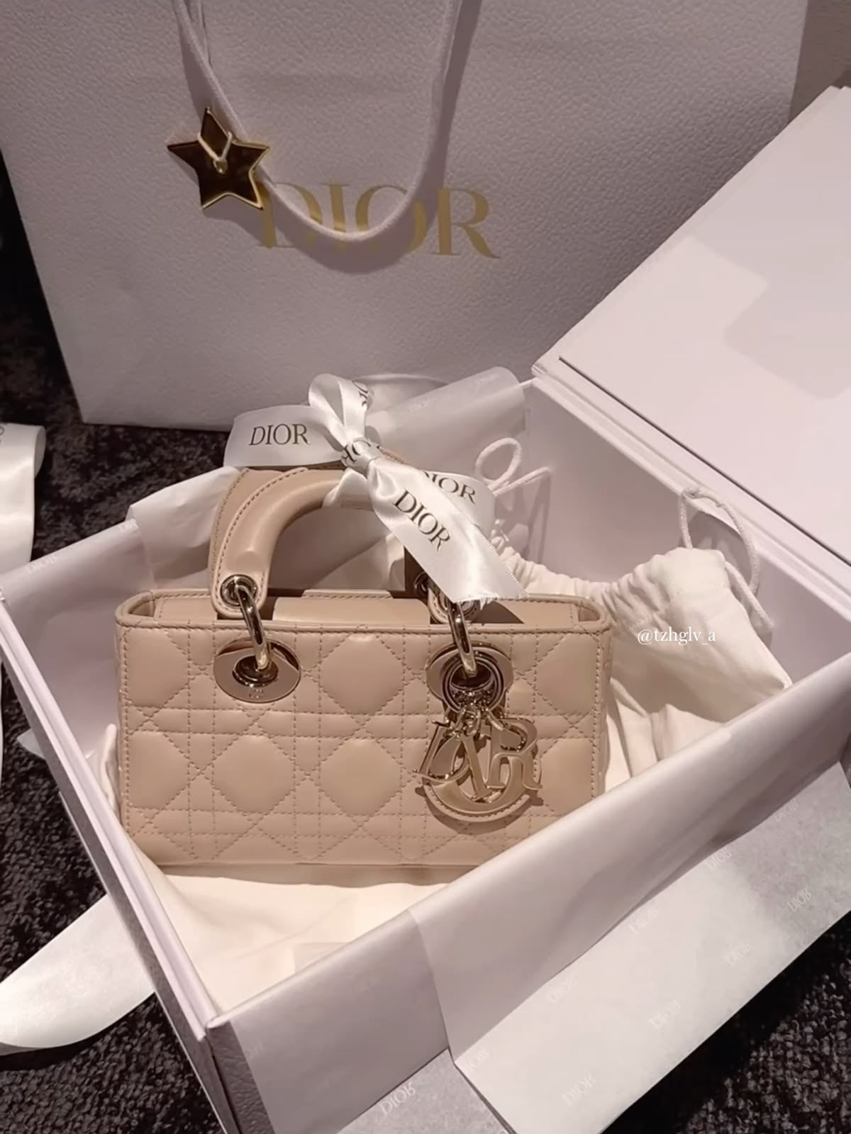 Lady D- joy beige