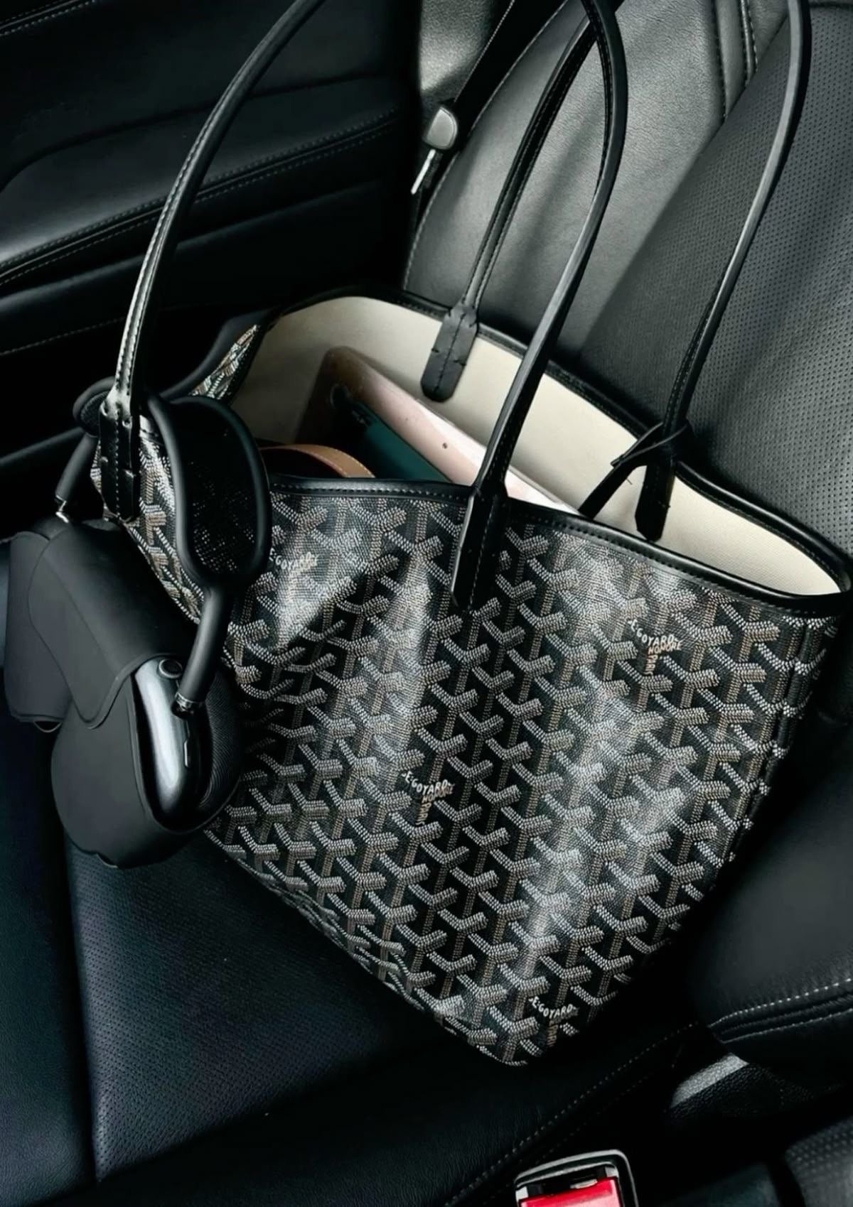 Goyard Tote (Black )