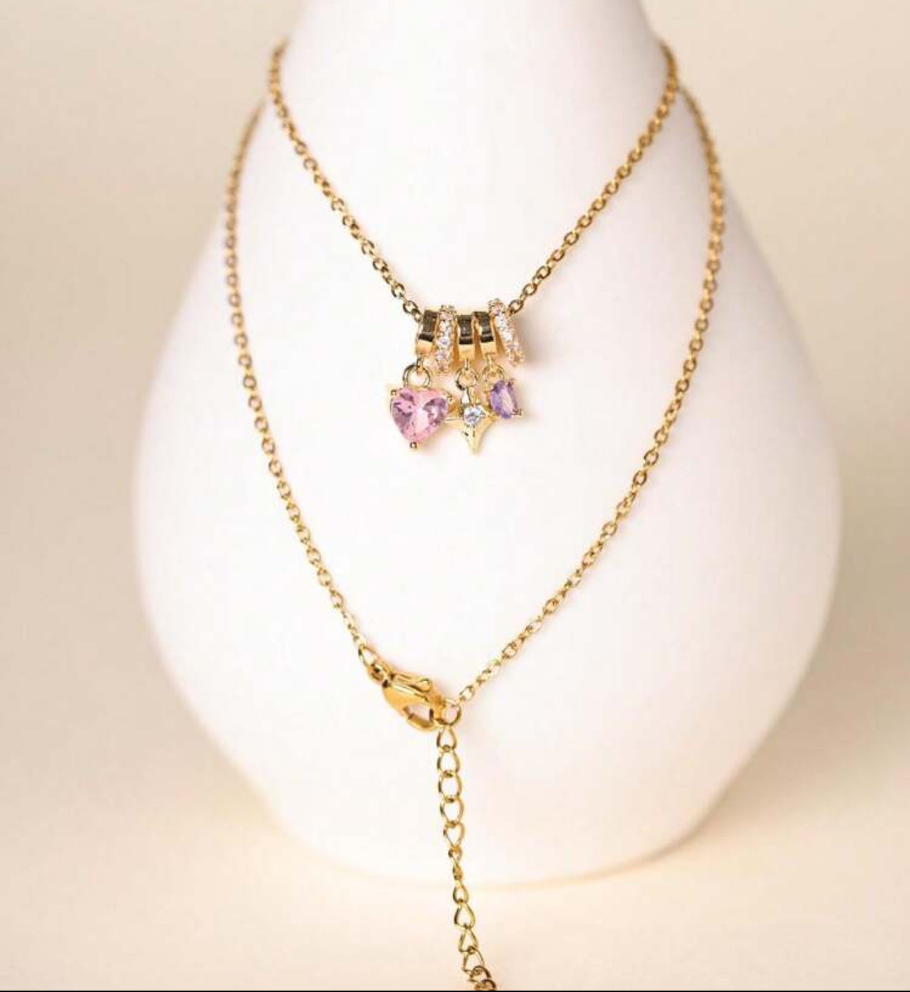 Minimal Neckpiece