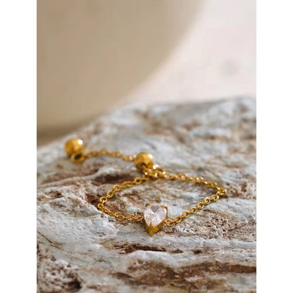 Raindrop stone ring ( adjustable)