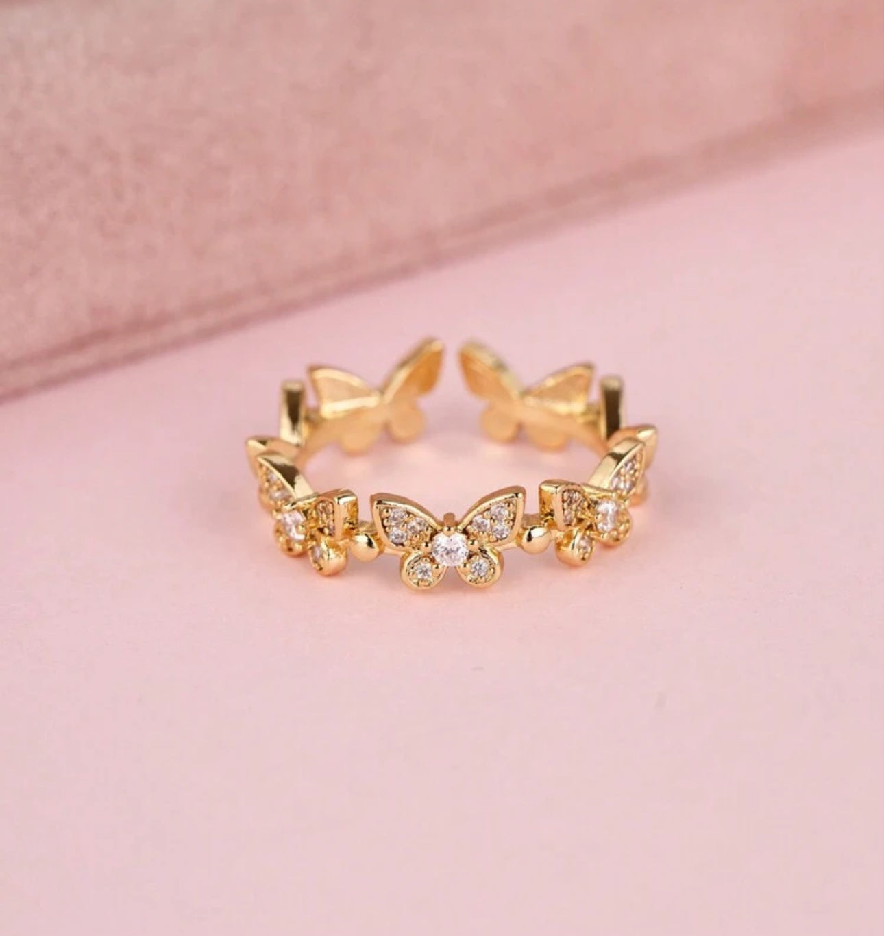 Butterfly ring