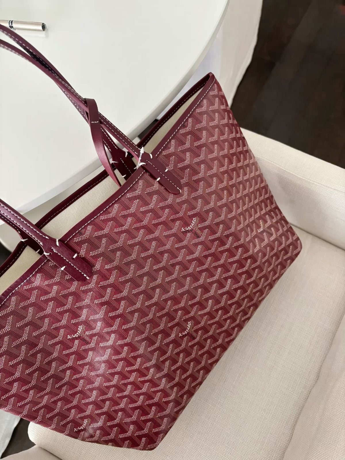 Goyard Anjou tote ( red wine )