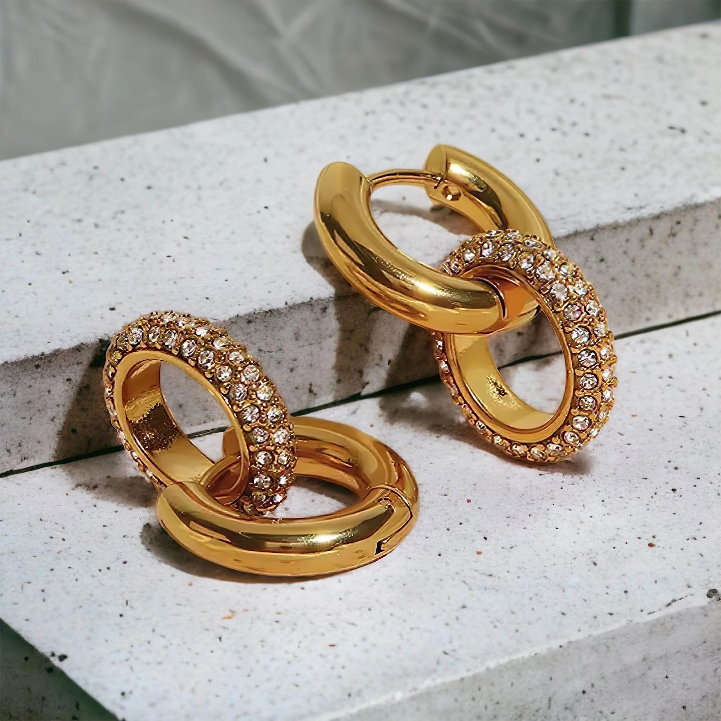 Double loop hoop