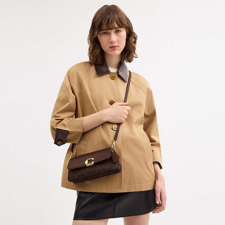 Coach Jet Shoulder Bag