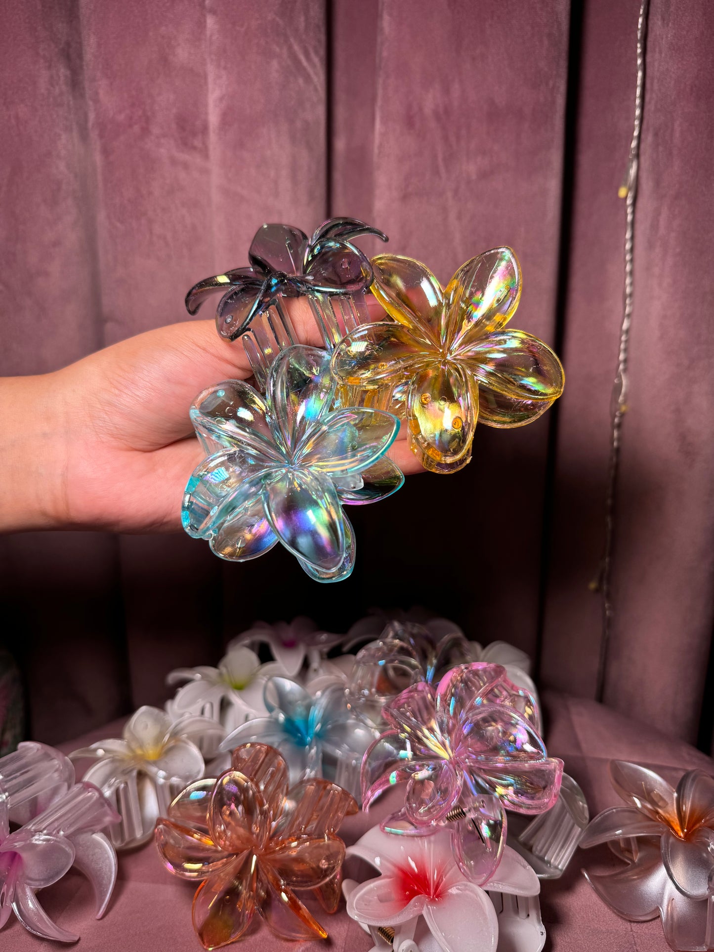 Holographic flower claw ( large )