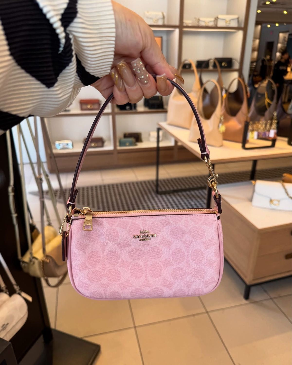 Coach Nolita 19 pink