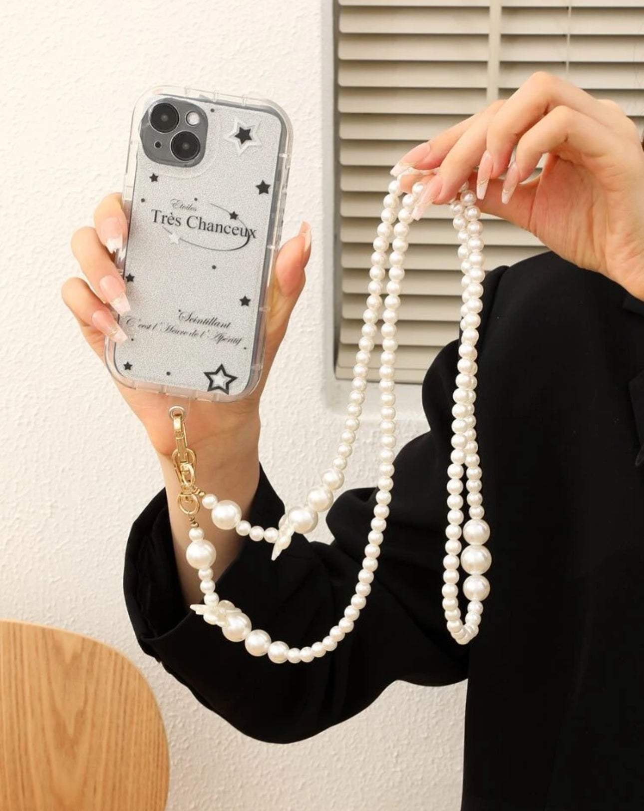 Pearl bow crossbody phone lanyard