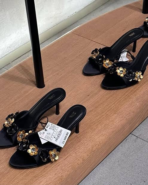 ZARA black flower heel