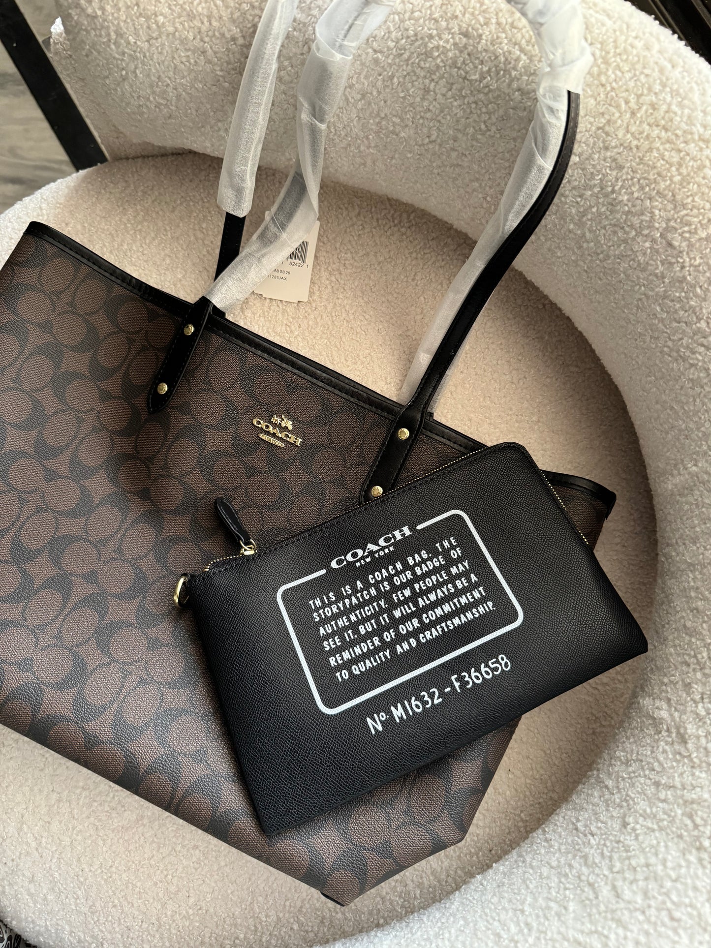 Coach reversible city tote 👜