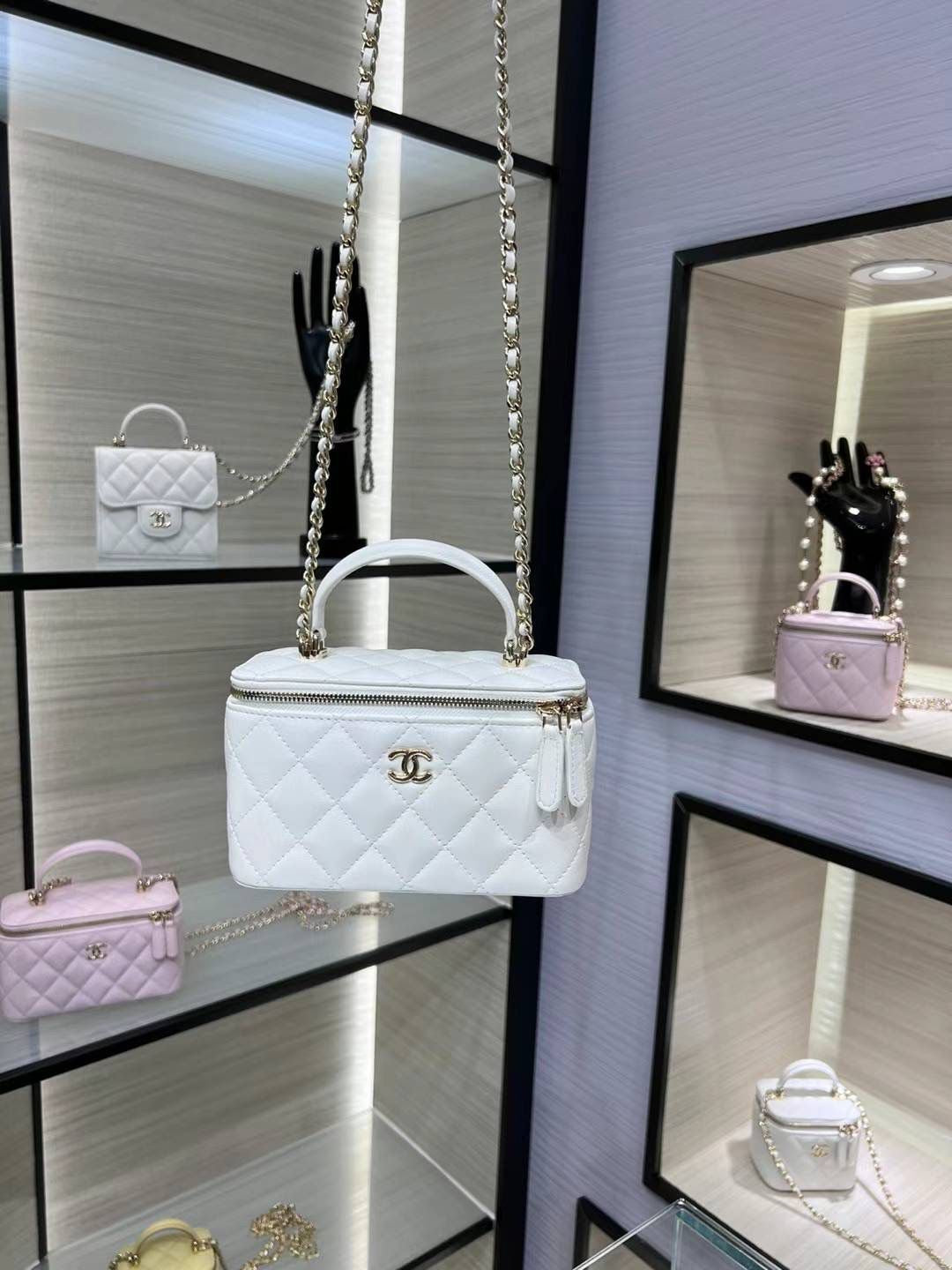 Chanel vanity white
