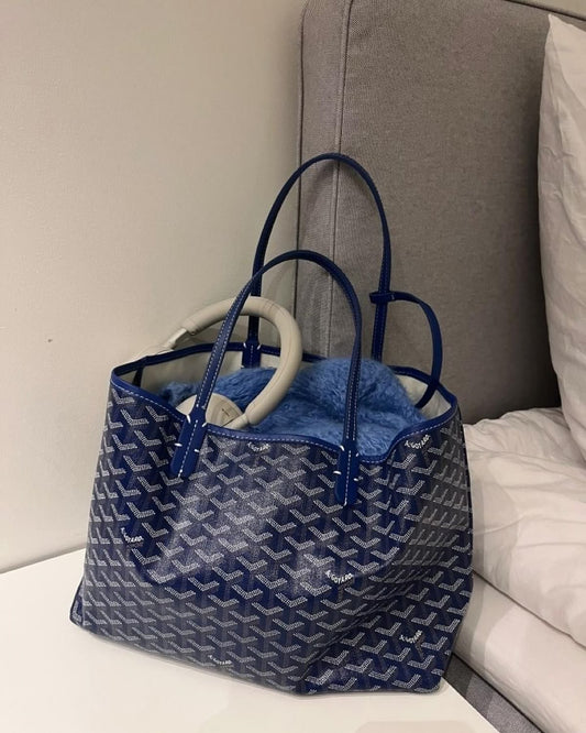 Goyard medium tote blue