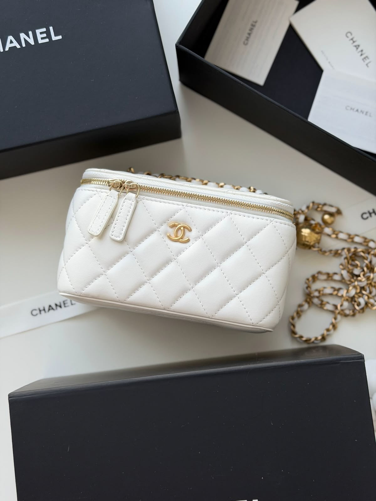 Chanel vanity white