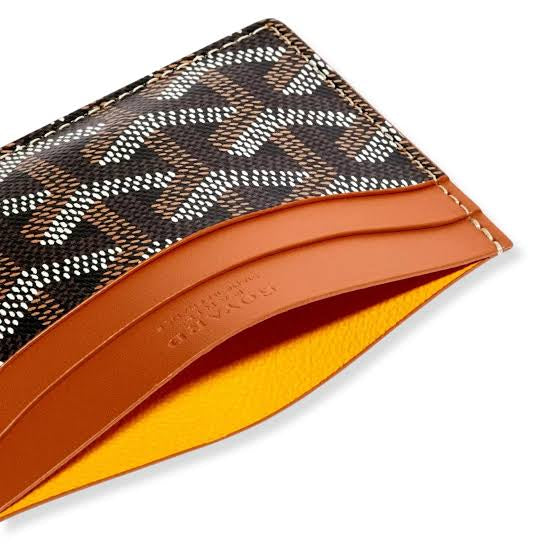 Goyard card holder ( unisex ) with box
