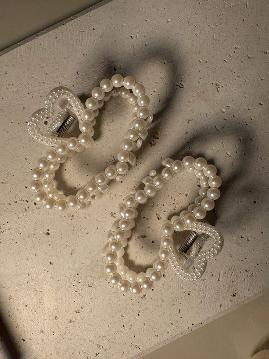 Pearl heart claw