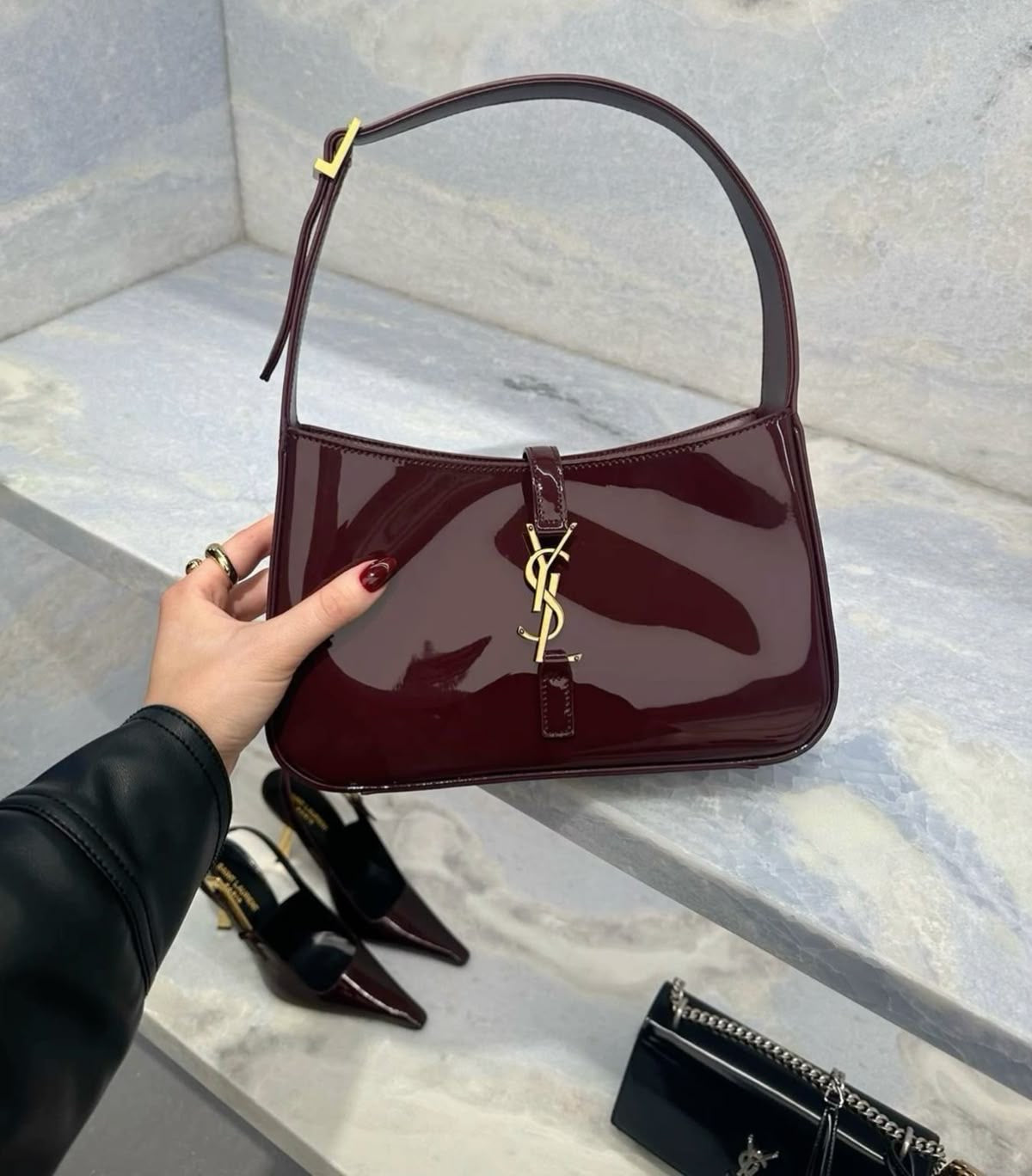 Ysl mini IN PATENT LEATHER
DARK RED WINE