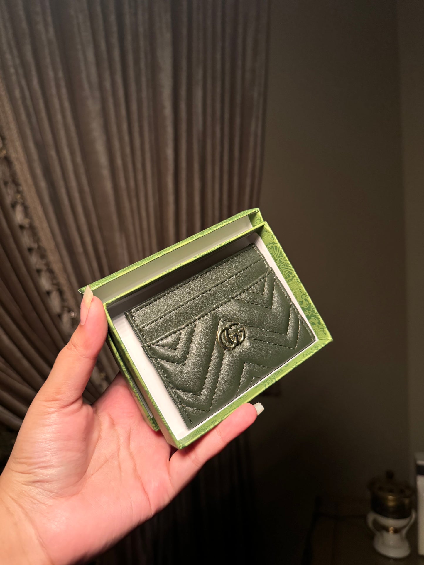 Gucci card holder green