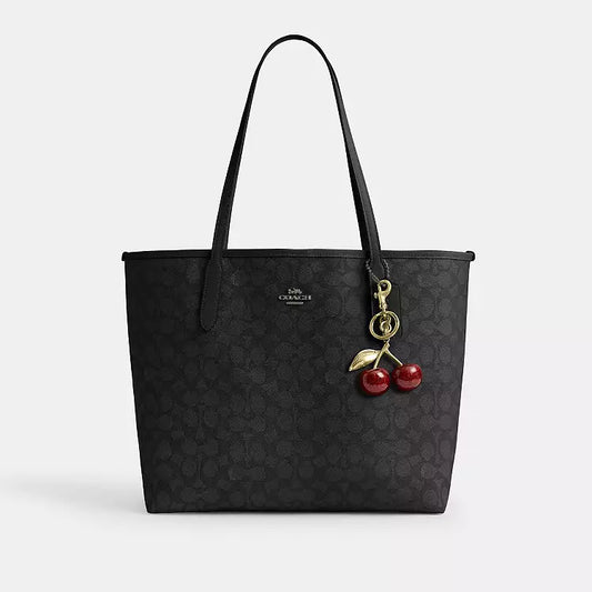 Coach City Tote Bag
In Signature Canvas
