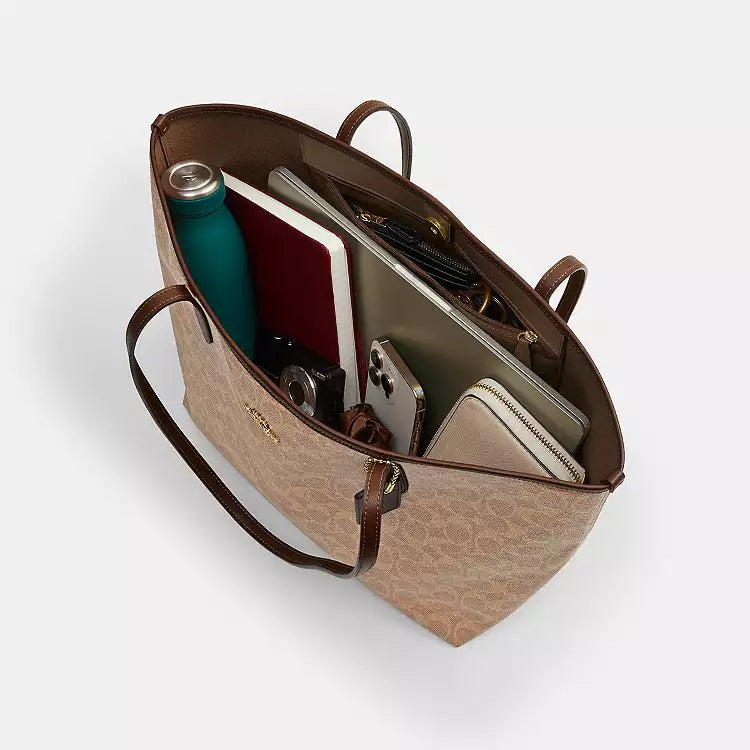 Coach City Tote Bag
In Signature Canvas