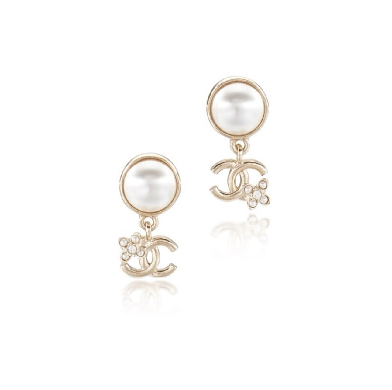 Chanel
Pale Gold Metal and Imitation Pearl CC Earrings