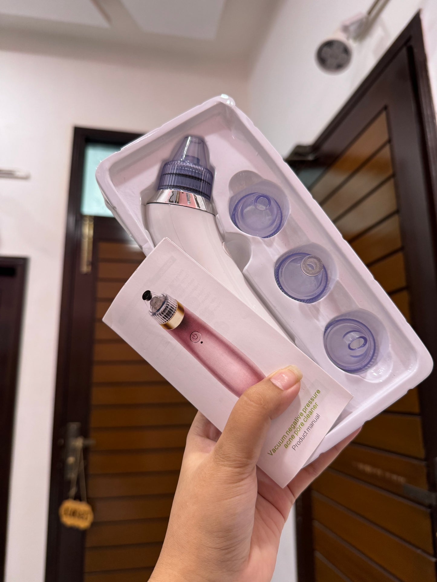 Deep pore cleaning device