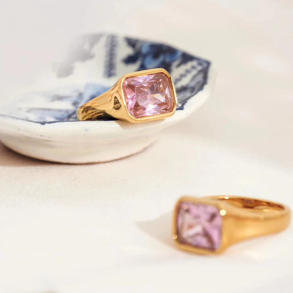 Gem stone ring