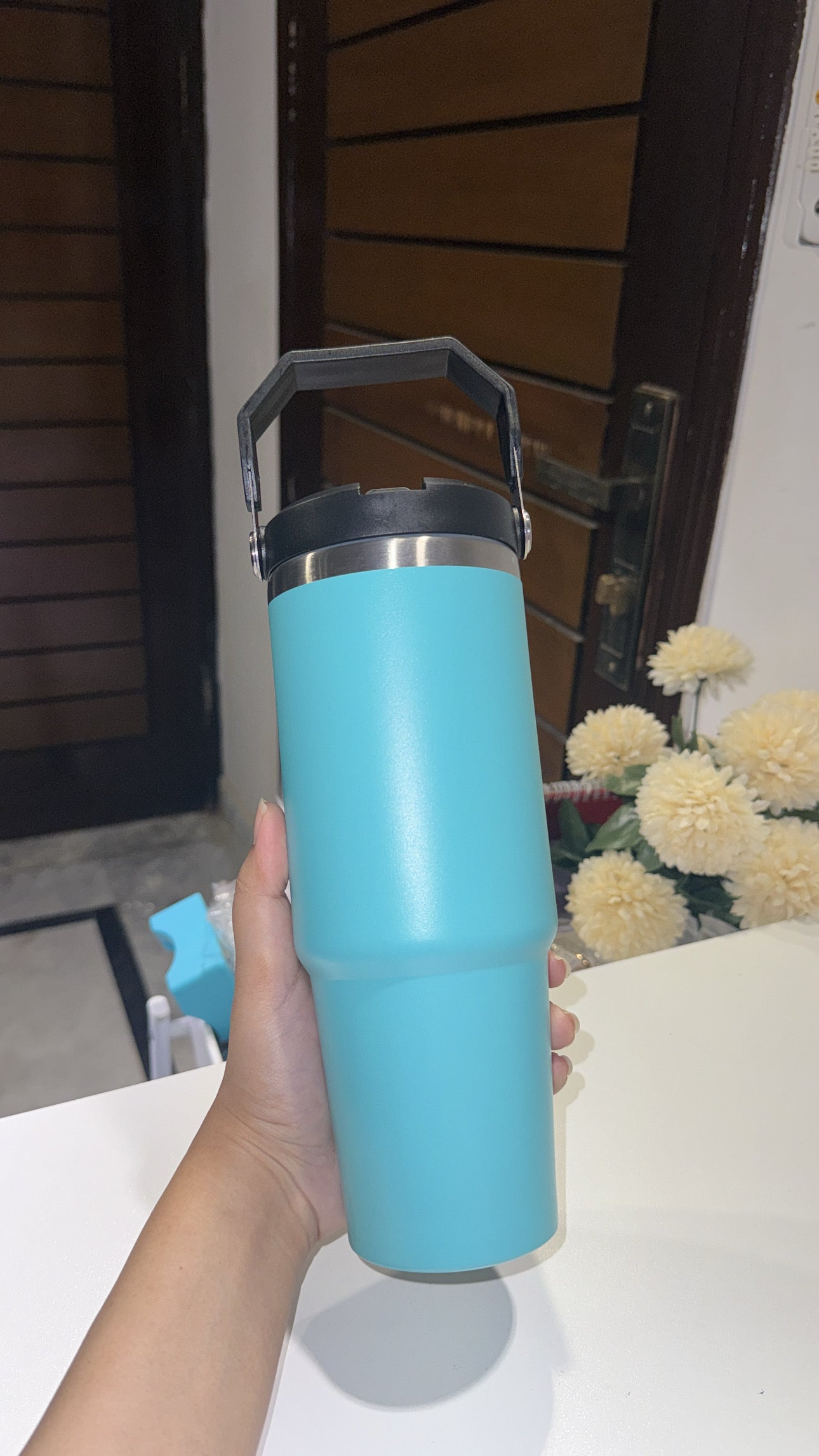 Top handle 30oz tumbler