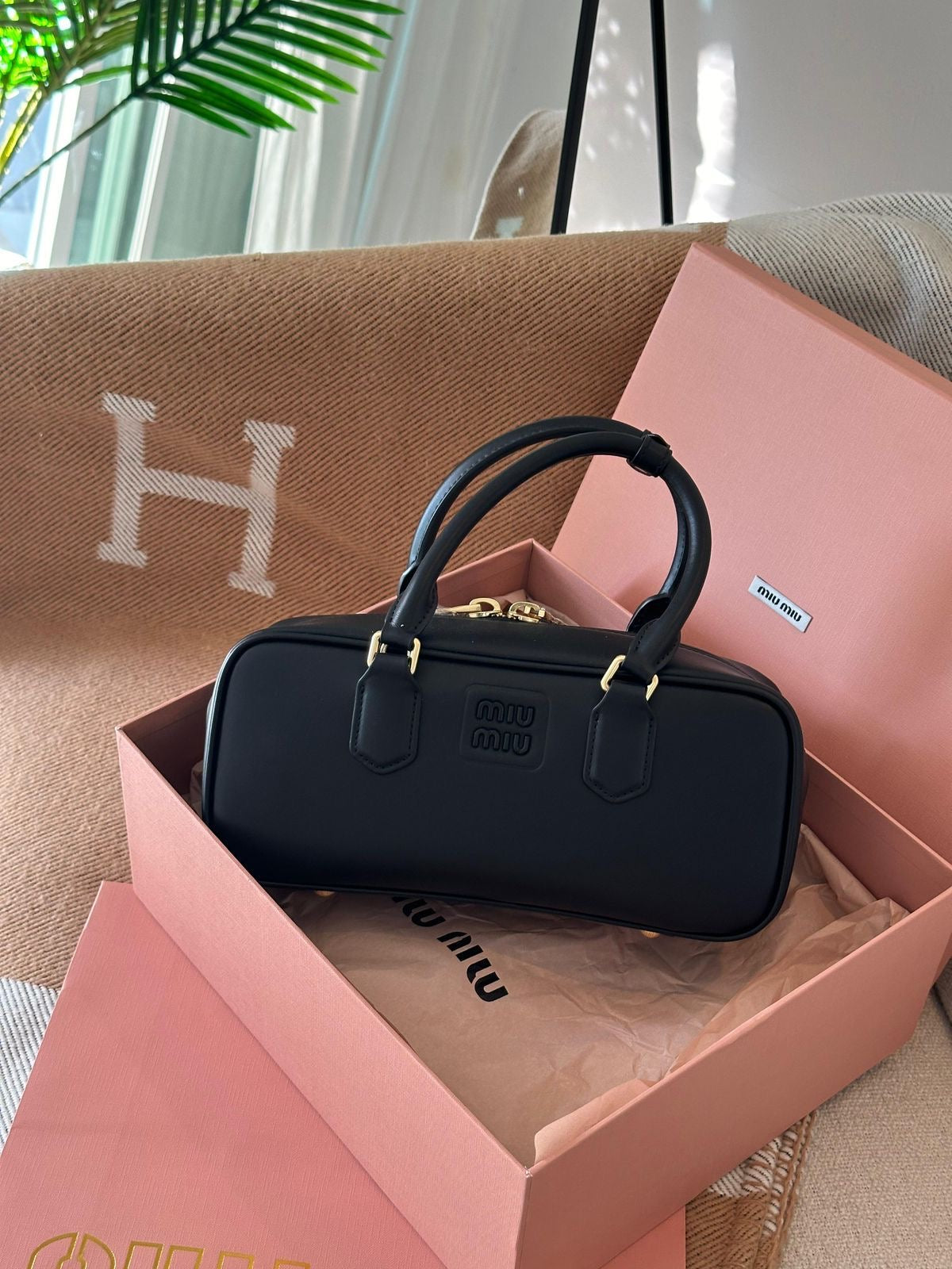 Miu Miu Arcade black