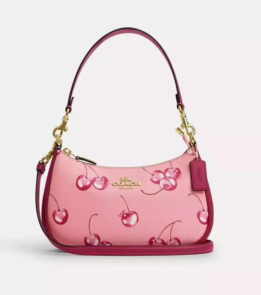 Coach Teri Shoulder Bag  🍒