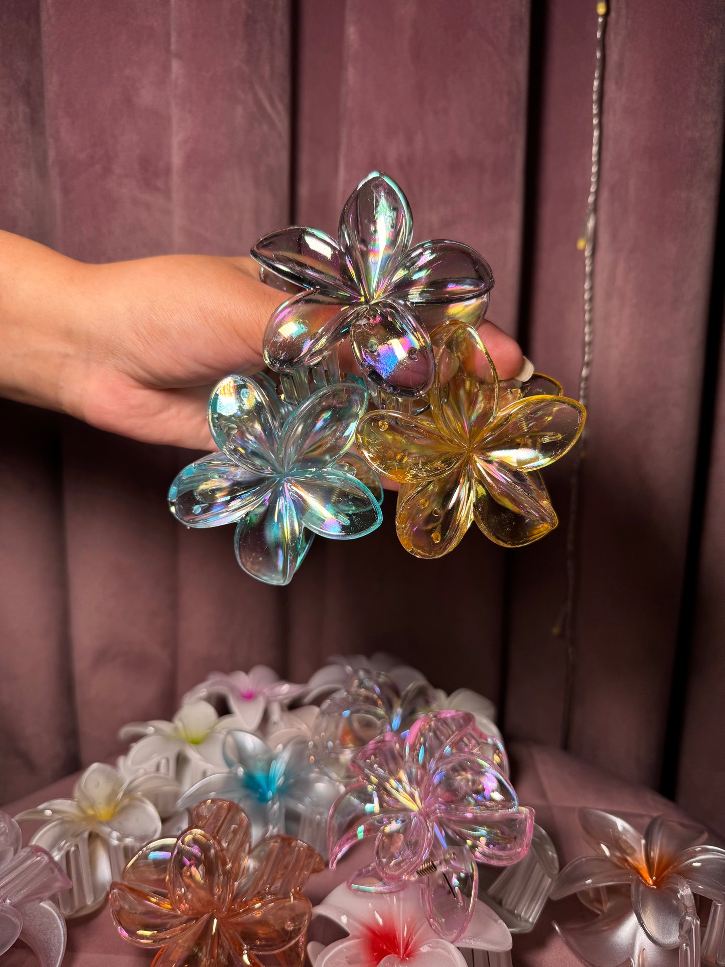 Holographic flower claw ( large )