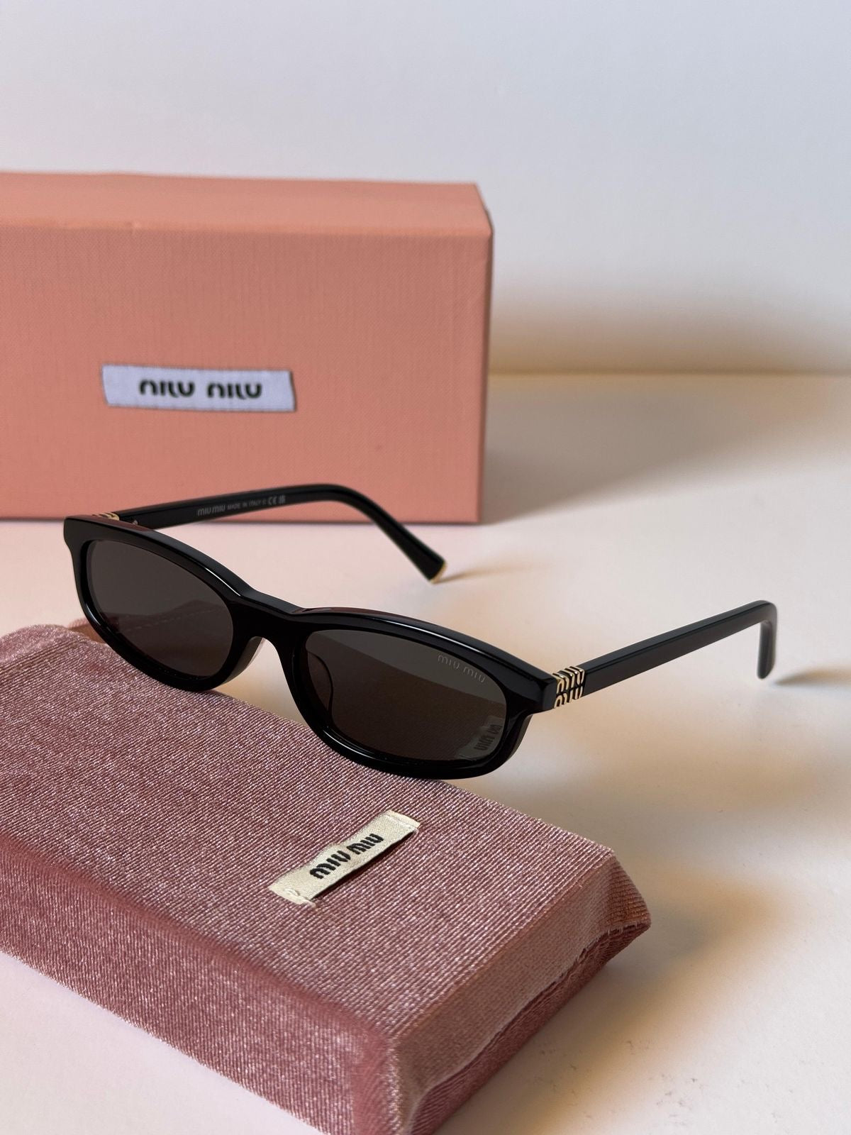 Miu Miu slim frames