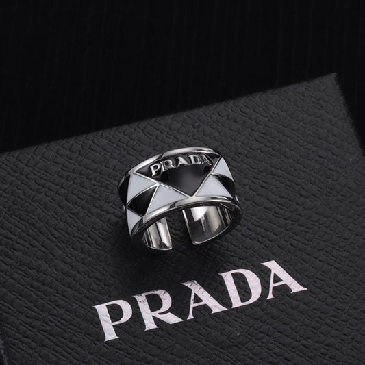 PRADA Ring