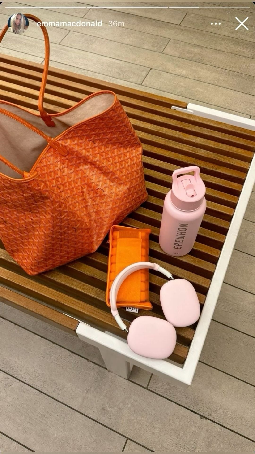 Goyard medium tote orange