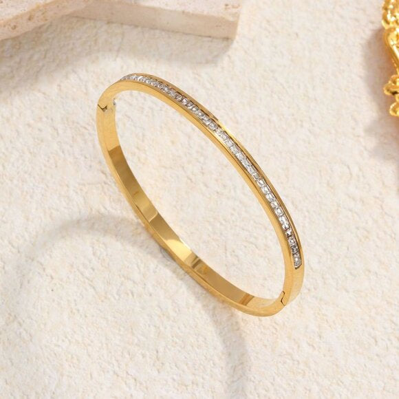 Zircon Bangle