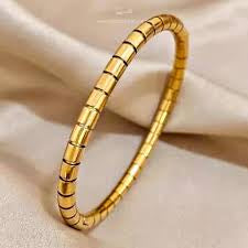 Wave bangle