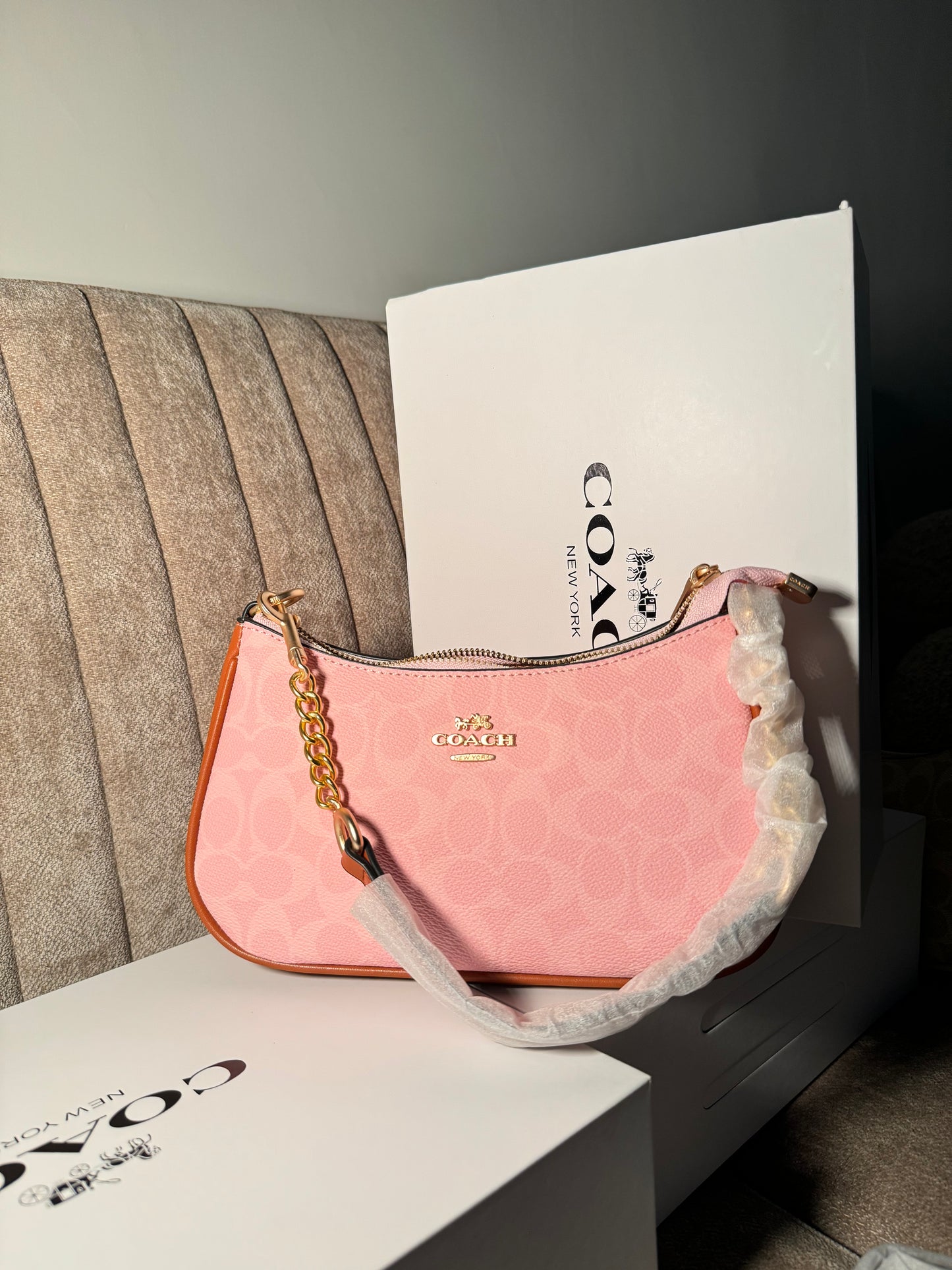 Teri pink