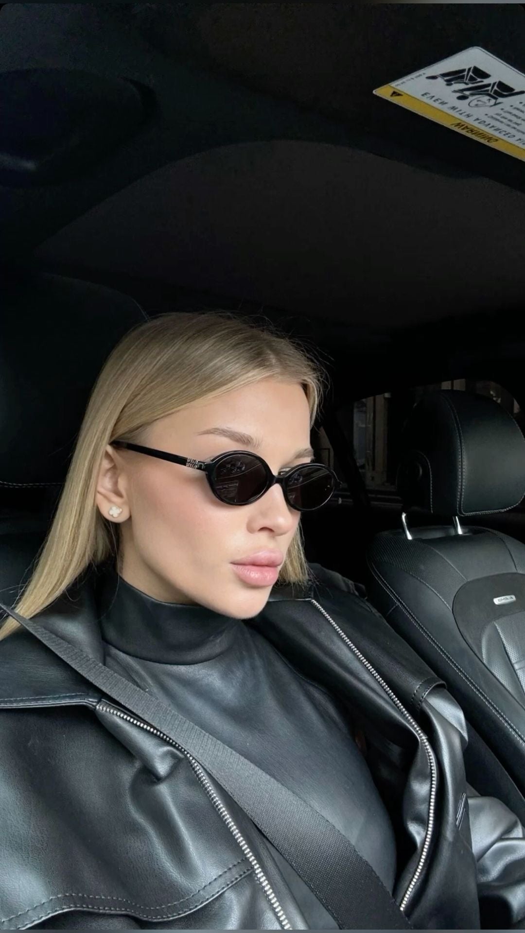 Miu Miu thin frame Black