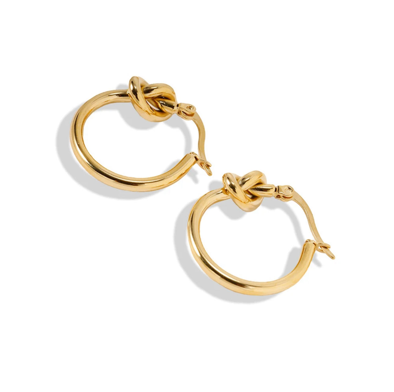 Knotted hoops