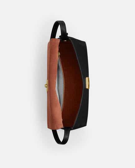 Natural Grain Leather Chelsea Shoulder Bag 30 Black