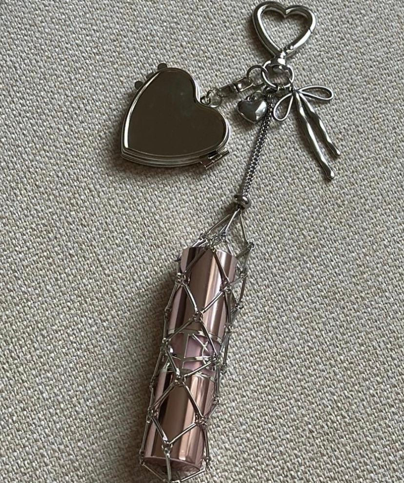 Pinterest Lipgloss bag charm ✨