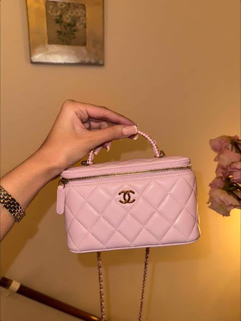 Chanel vanity pink