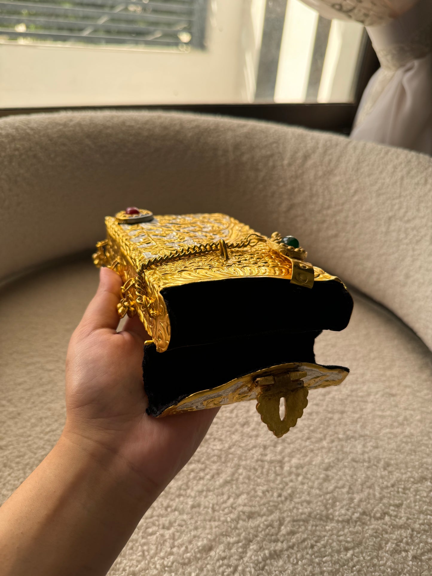 Noor handmade premium clutch ✨