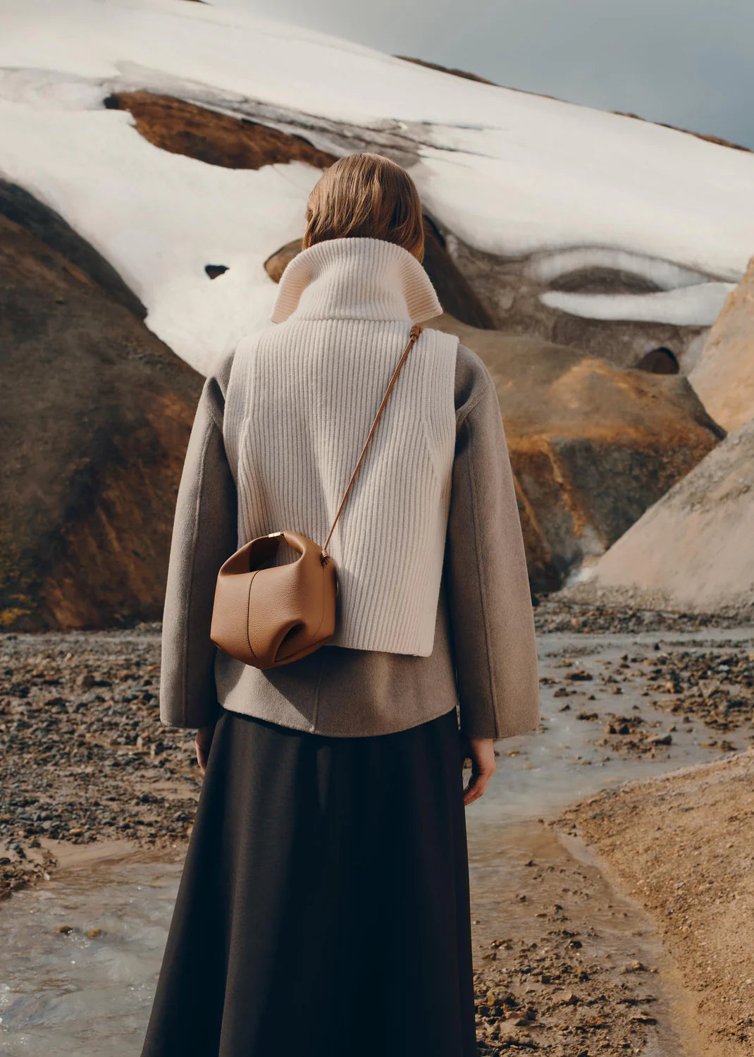 Béri
EDITION TEXTURED CAMEL